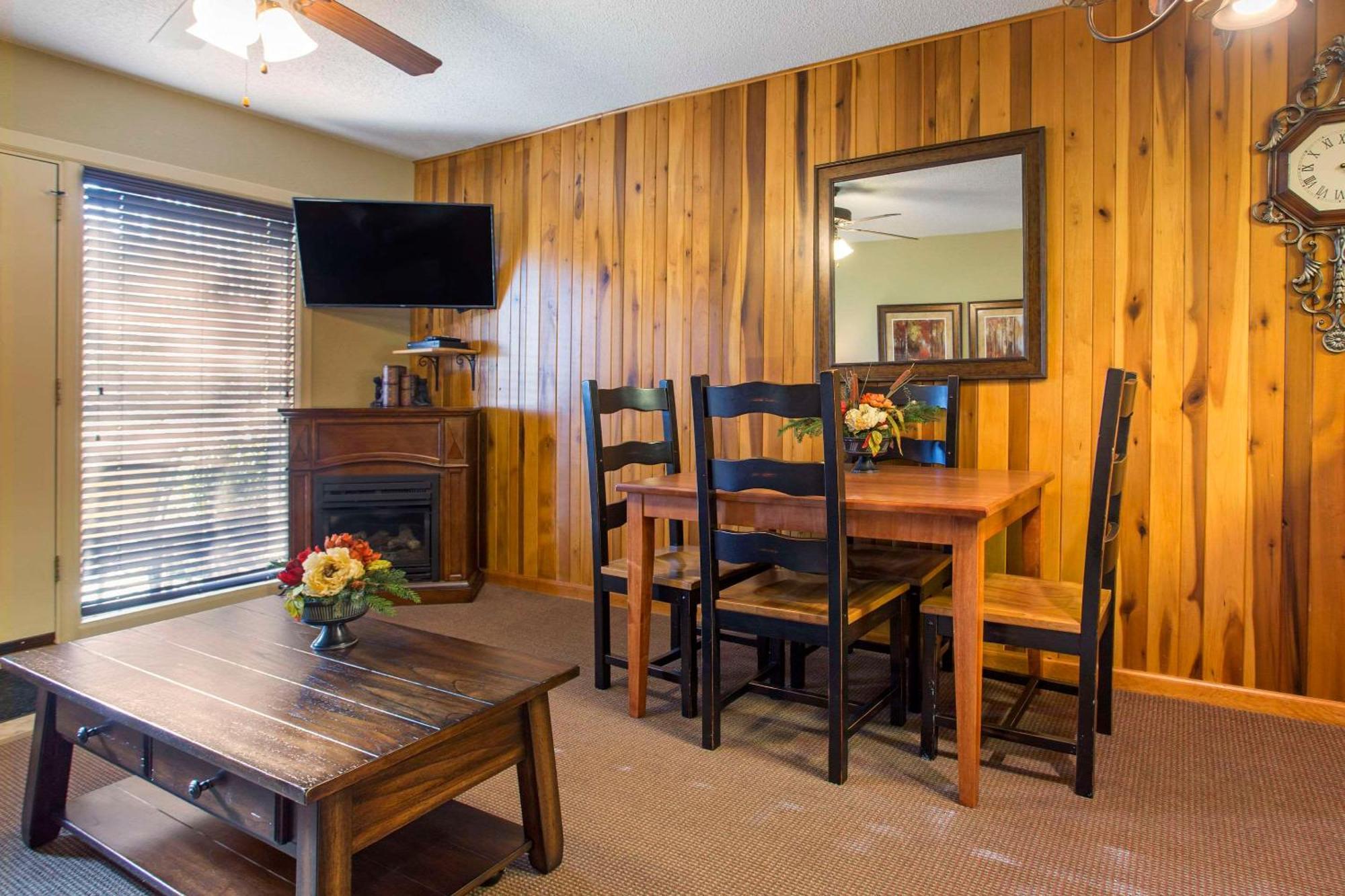 Bluegreen Vacations Blue Ridge Village, An Ascend Hotel