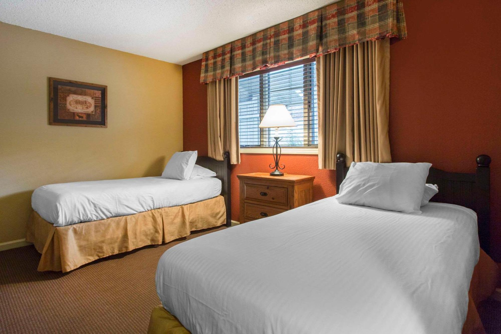 Bluegreen Vacations Blue Ridge Village, An Ascend 3*